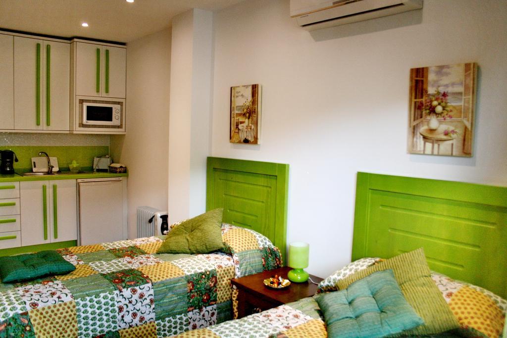 Apartamentos Turisticos Mirayuste Guadalupe  Room photo
