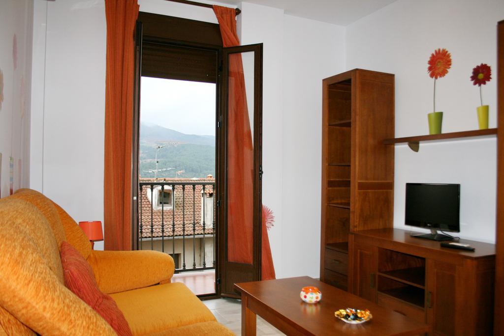 Apartamentos Turisticos Mirayuste Guadalupe  Room photo